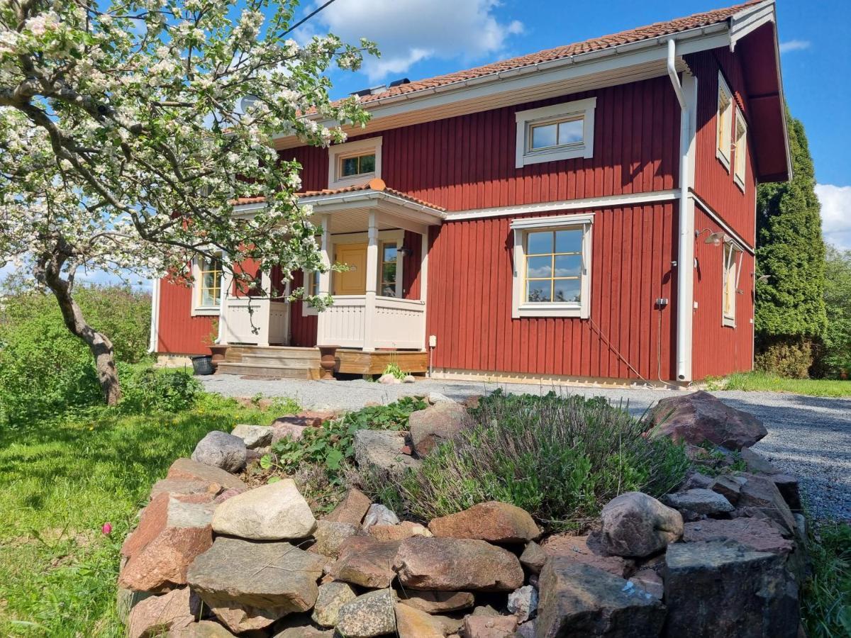 Saellinge House - Cozy Villa With Fireplace And Garden Close To Uppsala Extérieur photo